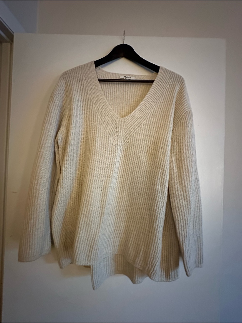 Madewell Cream Ribbed V-Neck Pullover 60% wool